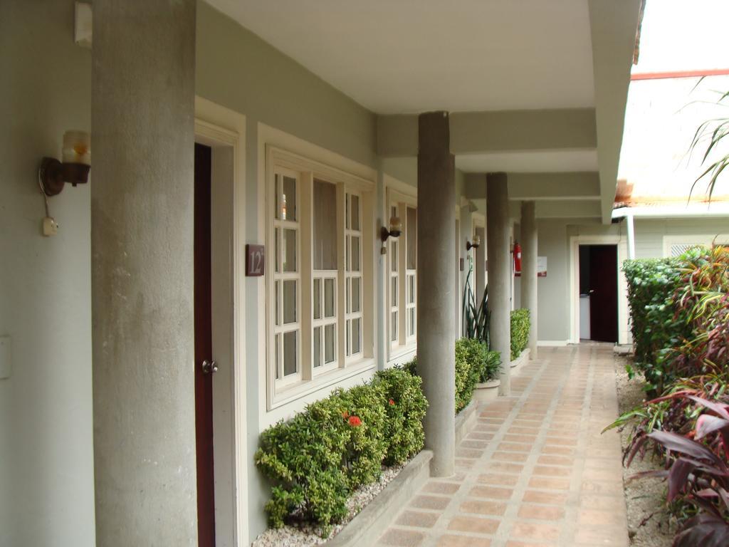 Hotel Liberia Exteriör bild