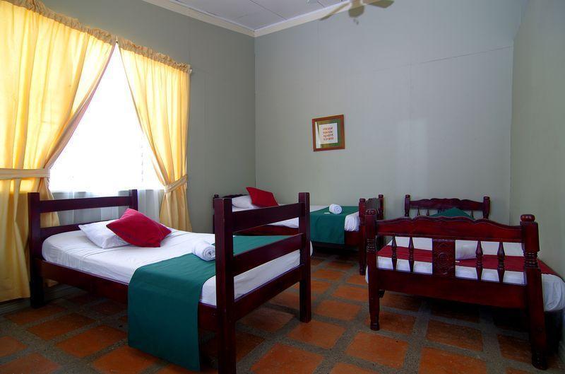 Hotel Liberia Exteriör bild