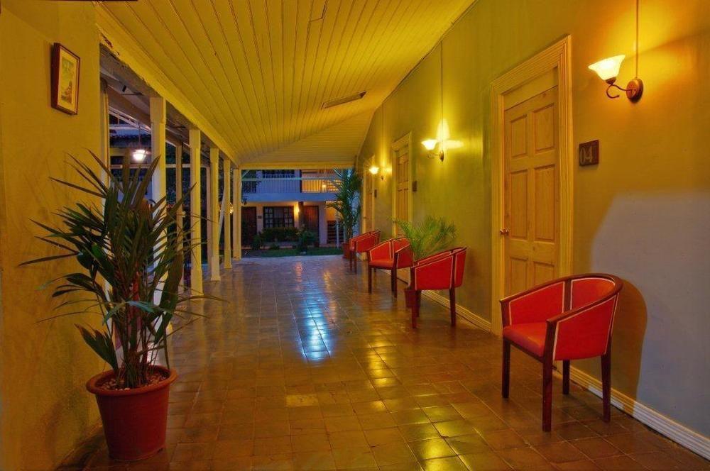 Hotel Liberia Exteriör bild